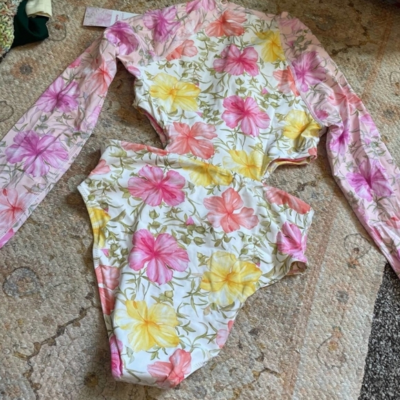 NWT LoveShackFancy x Hurley Hibiscus Long Sleeve Surf Suit - Picture 11 of 13